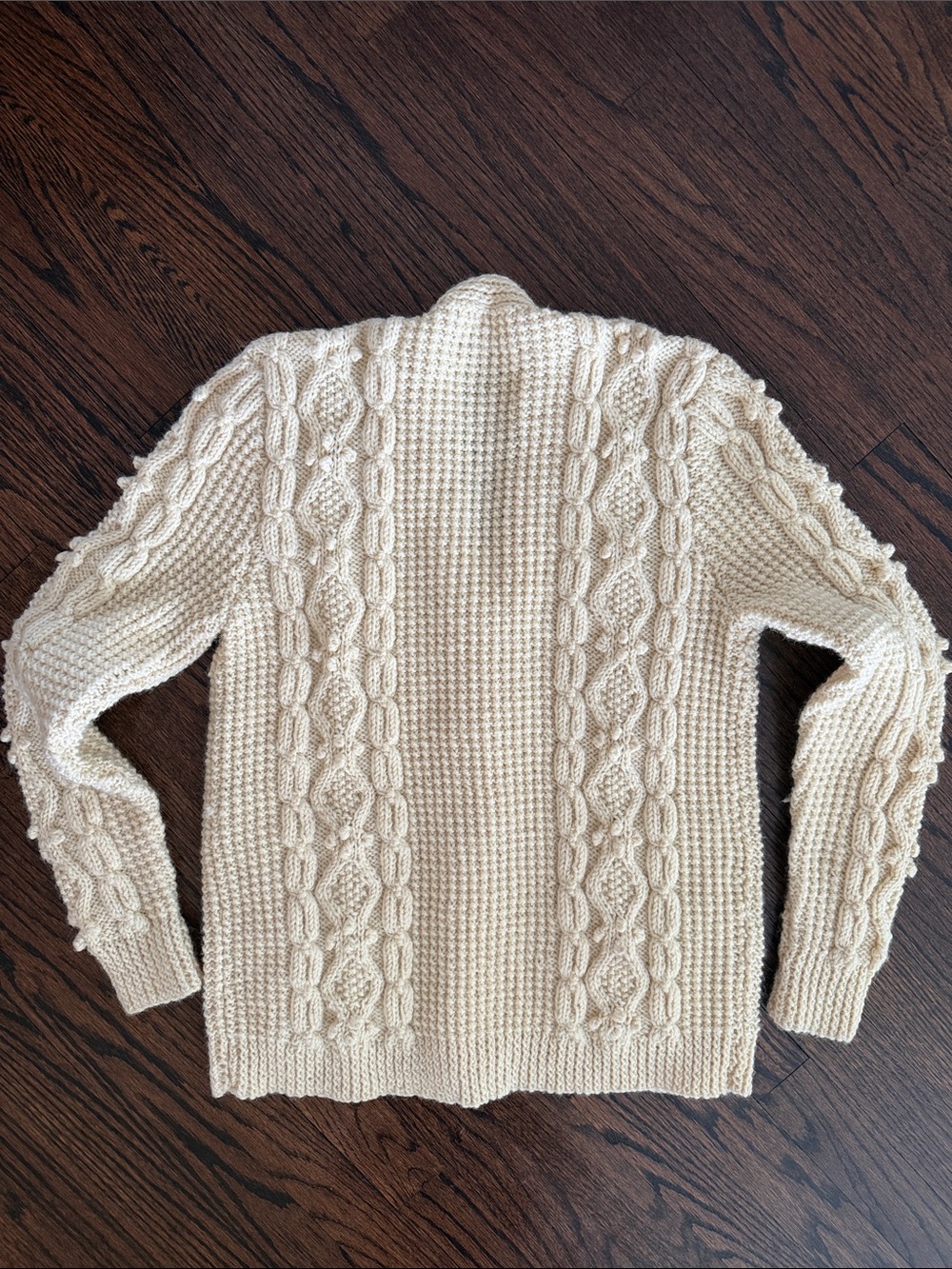 Vintage 100% wool hand knit cardigan, made in England in pristine condition - Picture 6 of 9